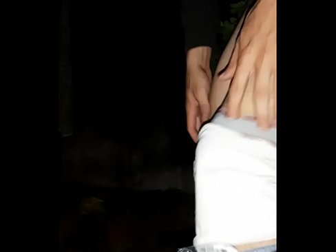 ❤️ Ҳамсояам ба девори карантини ман ҷаҳид Секс  дар порно tg.pornplaybb.ru